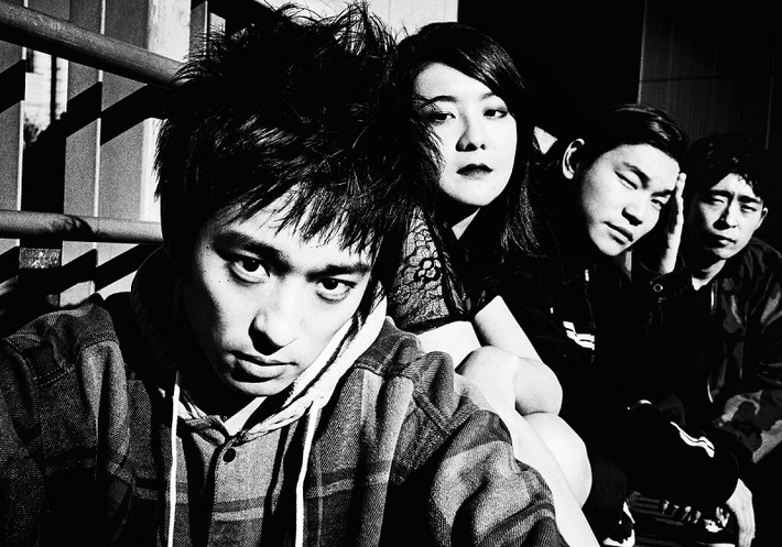 2、2/6に全国流通盤1stシングル『フォーピース』リリース決定。新アーティスト写真も公開