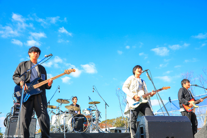 flumpool、地元大阪で再始動を宣言。FCツアー＆全国ホール・ツアー開催、1/20にスペシャル番組FM802"flumpool・is・Back!!!!"オンエアも