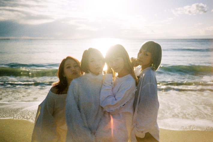 SCANDAL、ニュー・シングル発売記念し3ヶ月連続LINE LIVE特番生配信決定