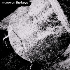 mouse_on_the_keys_circle.jpg