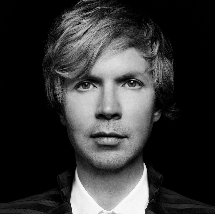BECK、新曲「Super Cool（feat. Robyn & THE LONELY ISLAND）」音源公開