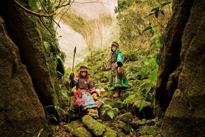 チャラン・ポ・ランタン、3/6リリースのニュー・アルバム『ドロン・ド・ロンド』からリード曲「脱走」MV（Short Ver.）公開。ジャケ写発表も