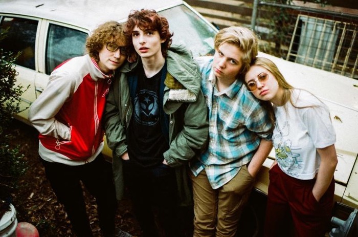 俳優のFinn Wolfhard率いるカナダ出身の4人組 CALPURNIA、新曲「Cell」MV公開