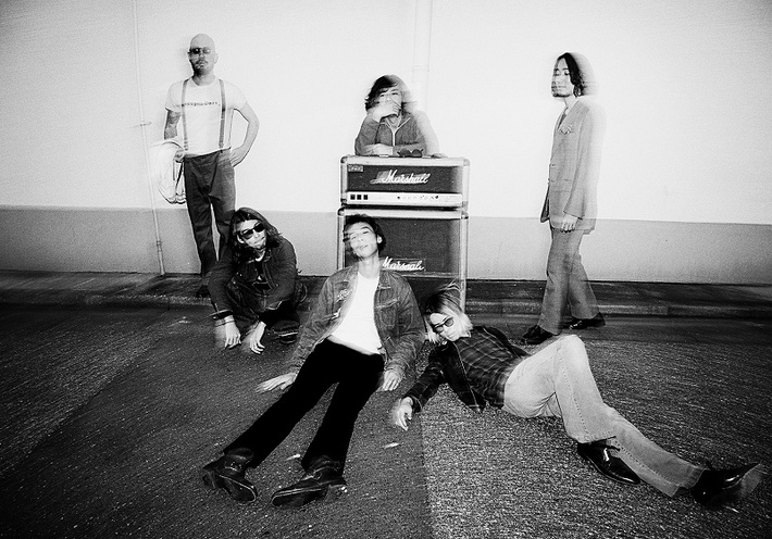 Suchmos、3rdフル・アルバム『THE ANYMAL』に先行しアナログ盤『In The Zoo / Pacific Blues』を明日3/13にリリース決定