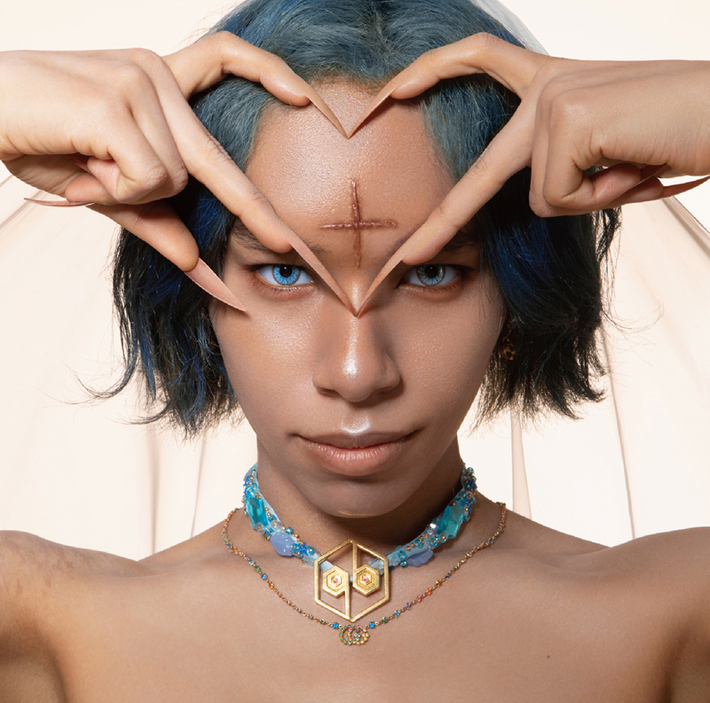 女王蜂、約2年ぶりニュー・アルバム『十』を5/22にリリース。収録曲「聖戦」が映画"貞子"主題歌に決定、楽曲使用した予告映像公開も