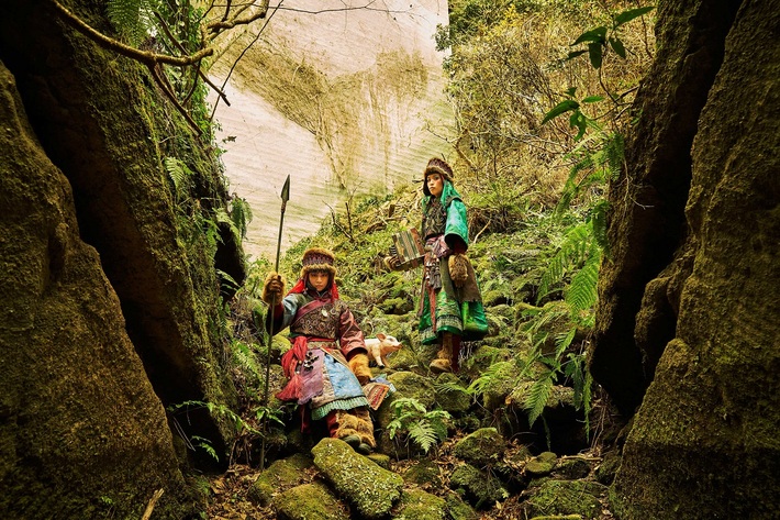 チャラン・ポ・ランタン、最新アルバム『ドロン・ド・ロンド』より小春が監督／撮影務めた「麻イイ雀」MV（Short ver.）公開