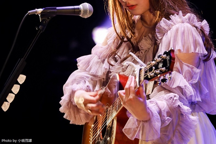 コレサワ、今秋に東阪にてデビュー2周年記念"君におんがえしツアー"開催決定