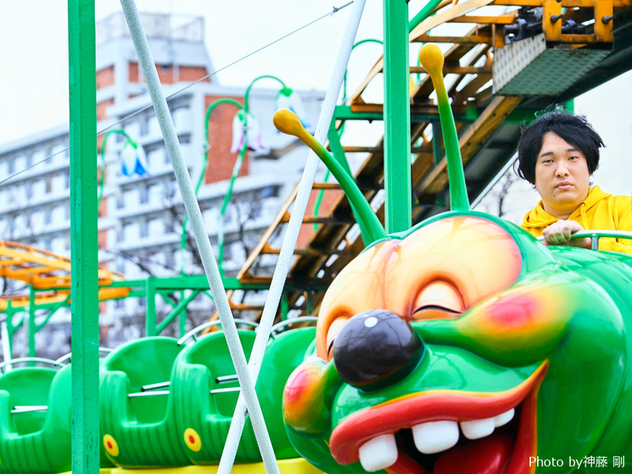 岡崎体育、DJ務めるレギュラー番組"Okazaki Radio Channel"と"KYOTO TOWER SANDO"がコラボし5/18より"Okazaki Radio 祭"開催決定。最終日に公開録音イベントも