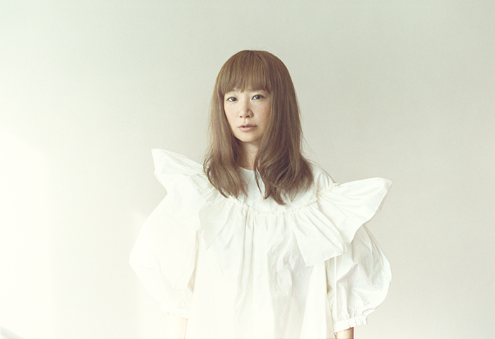 YUKI、細野晴臣作曲／編曲／プロデュースの「Sunday Girl」表題に据えたアナログEPを6/5リリース