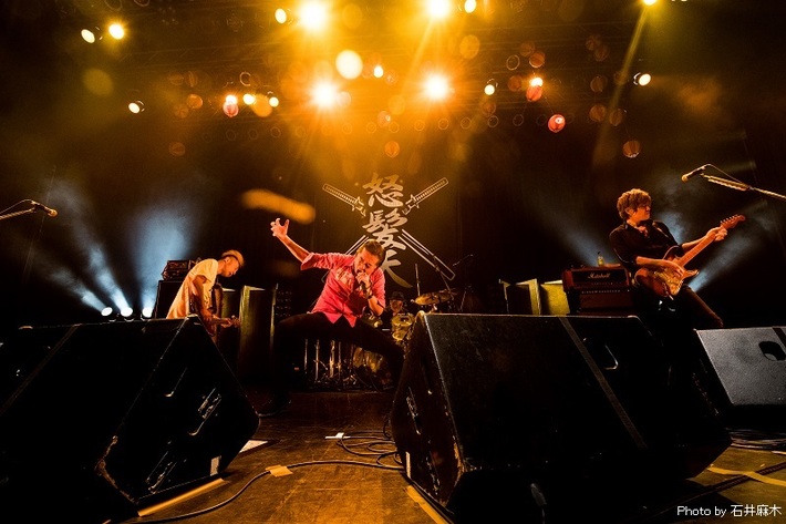 THE BACK HORN、チバユウスケ（The Birthday）、山中さわお（the pillows）、ザ50回転ズら参加。怒髪天、4年ぶり開催の"大怒髪展"で「オトナノススメ〜35th 愛されSP〜」トリビュート先行公開。YouTubeにてスポット映像も