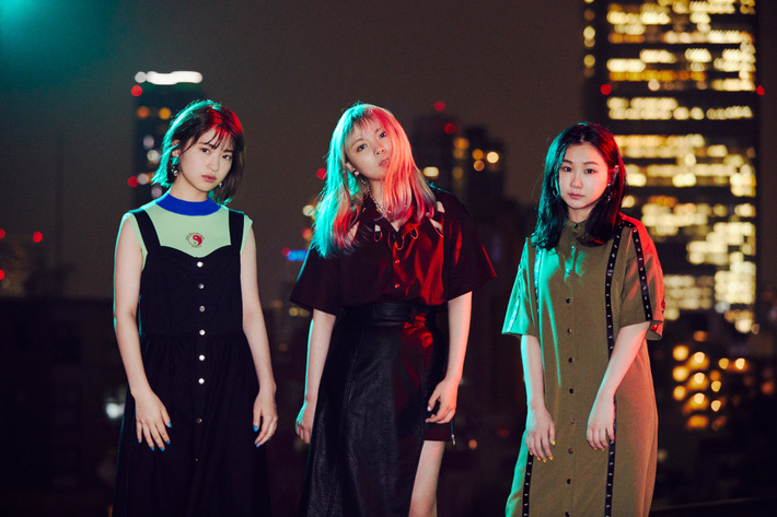 ЯeaL、MOMIKEN（SPYAIR）歌詞プロデュース作品「Unchain My Heart」9/25配信リリース決定。新ヴィジュアルも公開