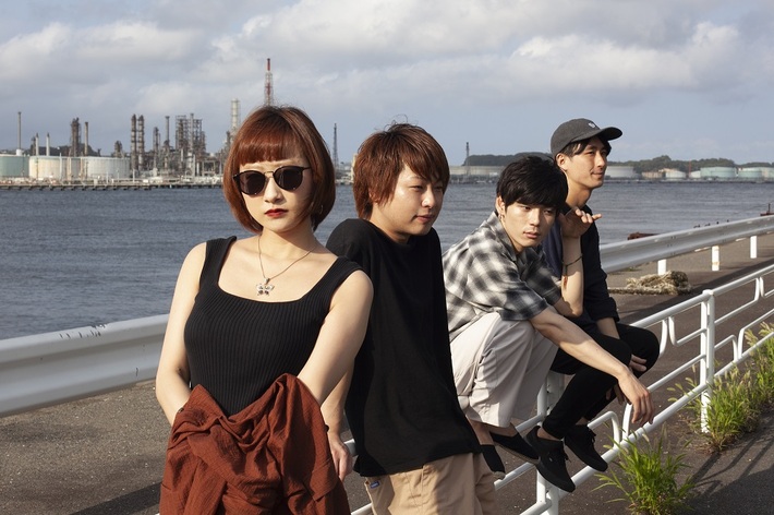 アカシック、解散を発表。10月に大阪、横浜でラスト・ライヴ"愛しき実話"開催