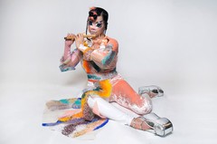 Björk、最新アルバム『Utopia』より「losss」MV公開