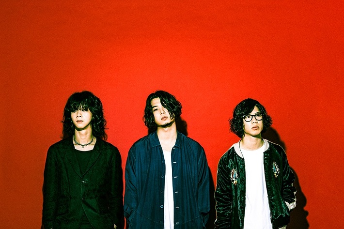 SIX LOUNGE、9/11リリースのニュー・シングル『幻影列車』ジャケット写真公開