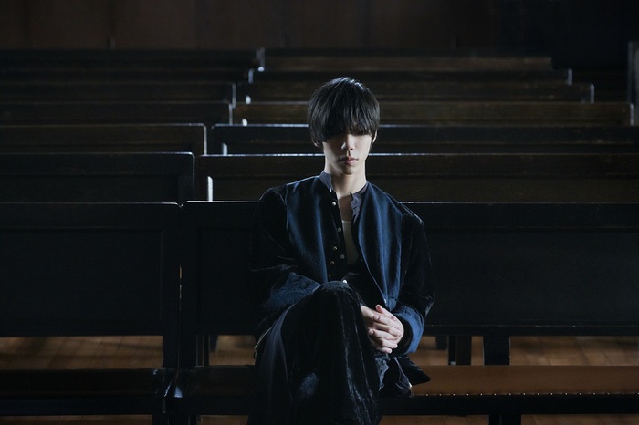 新進気鋭のシンガー・ソングライター Sano ibuki、11/6リリースのデビュー・アルバム『STORY TELLER』より新作MV「革命的閃光弾」公開