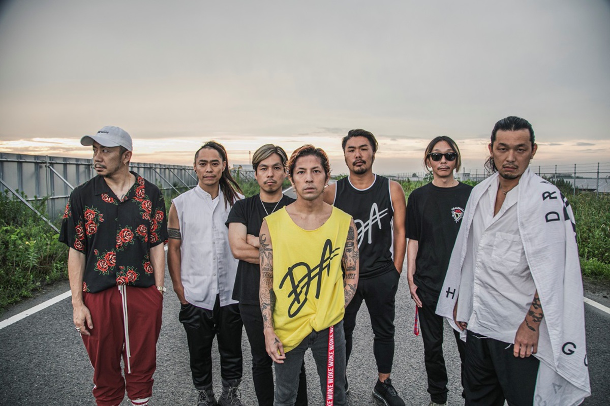 Dragon Ash、本日9/11配信リリースの新音源「Fly Over feat.  T$UYO$HI」ツアー会場限定CDパッケージ販売開始。夏フェスの記憶が蘇るライヴMV公開も