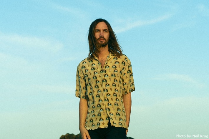 TAME IMPALA、4thアルバム『The Slow Rush』来年2/14リリース決定。新曲「It Might Be Time」配信スタート