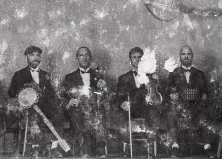 COLDPLAY、ニュー・アルバム『Everyday Life』11/22リリース決定。先行シングル「Orphans」、「Arabesque」公開