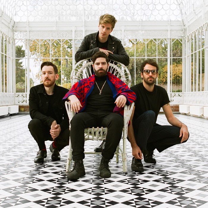 FOALS、10/23リリースのニュー・アルバム『Everything Not Saved Will Be Lost - Part 2』より「The Runner」MV公開