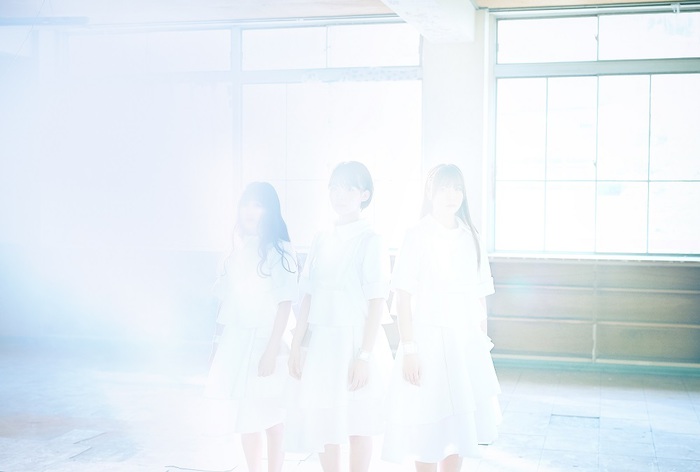 sora tob sakana、11/13リリースのニュー・シングル表題曲「flash」MVティーザー公開。ジャケット写真も発表
