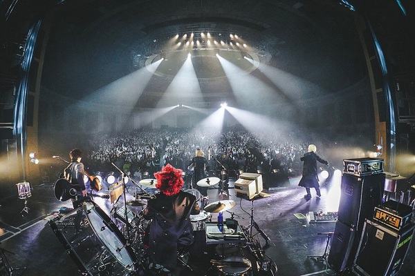 SEKAI NO OWARI、