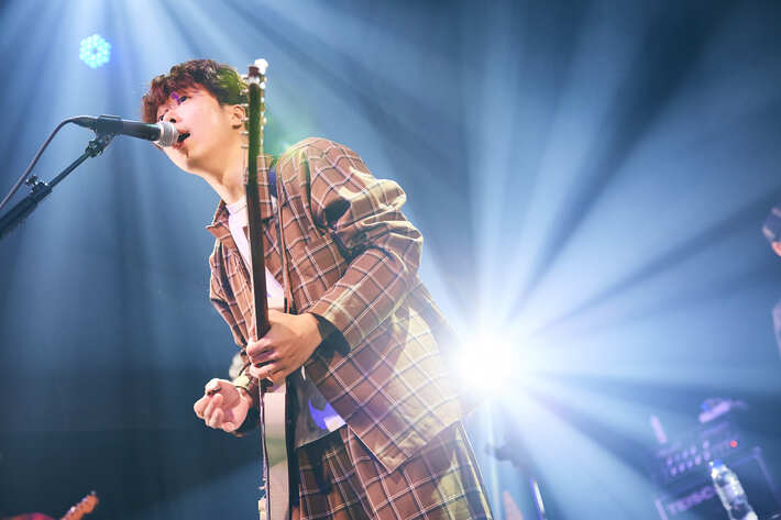 オカモトコウキ（OKAMOTO'S）、1stソロ・ライヴ即完を受け来年1/19京都磔磔での追加公演を開催決定。Veats SHIBUYA公演セットリストのプレイリストも公開