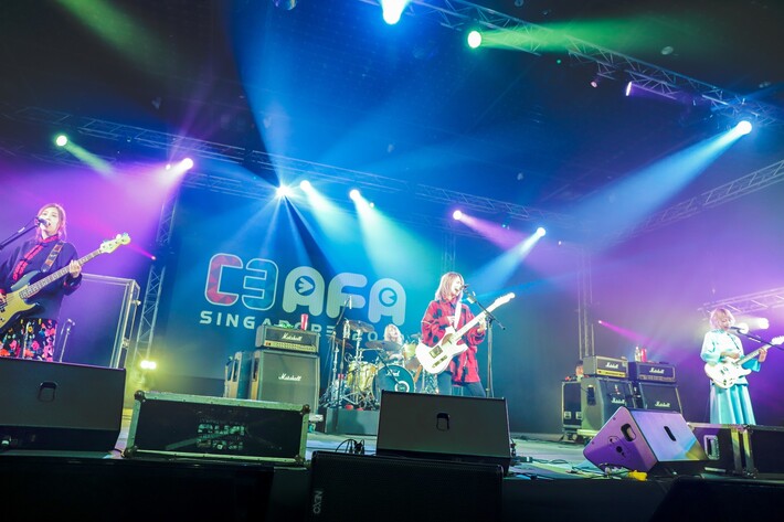 SCANDAL、2/12リリースのニュー・アルバム『Kiss from the darkness』より新曲「A.M.D.K.J.」がTVアニメ"ゲゲゲの鬼太郎"ED主題歌に決定