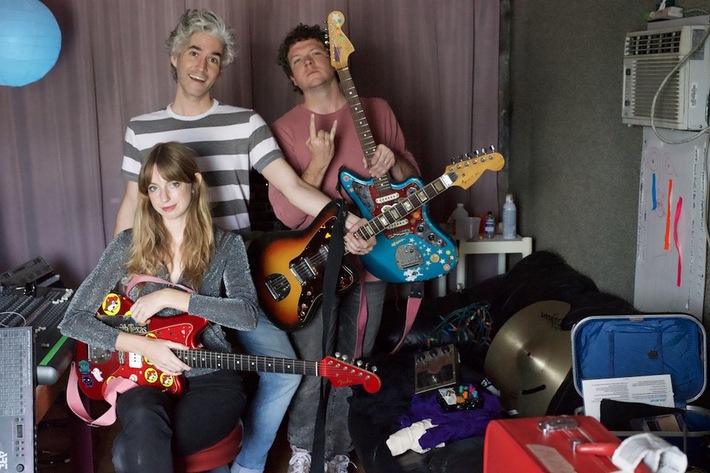 RINGO DEATHSTARR、来日ツアーのゲスト・アクト発表。東京公演にMaison book girl、RAY、名阪公演にMaison book girl、PIA FRAUS