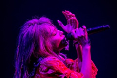 LiSA、6月よりメットライフドーム含む全国アリーナ・ツアー開催決定。本人からの意気込みコメントも