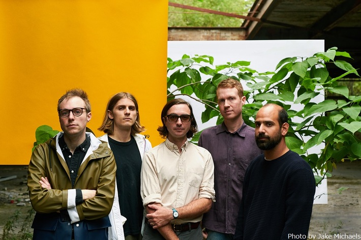 USインディー・シーンを牽引するREAL ESTATE、3年ぶりとなるニュー・アルバム『The Main Thing』2/28リリース決定。新曲「Paper Cup」公開