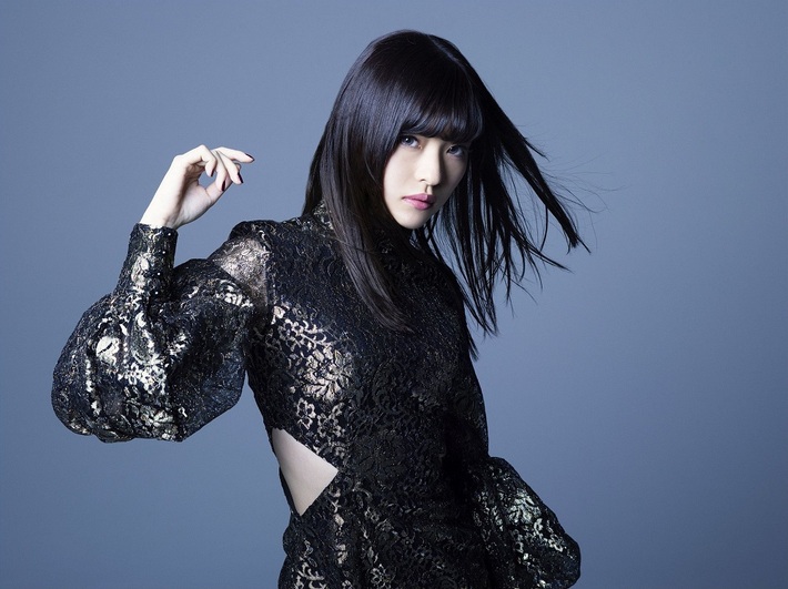 ASCA、TVアニメ"ダーウィンズゲーム"OPテーマ「CHAIN」MV公開。伊織もえがゲスト出演