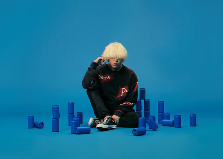 秋山黄色、1stフル・アルバム『From DROPOUT』特設サイトがオープン。全曲試聴トレーラー＆セルフ・ライナーノーツ公開