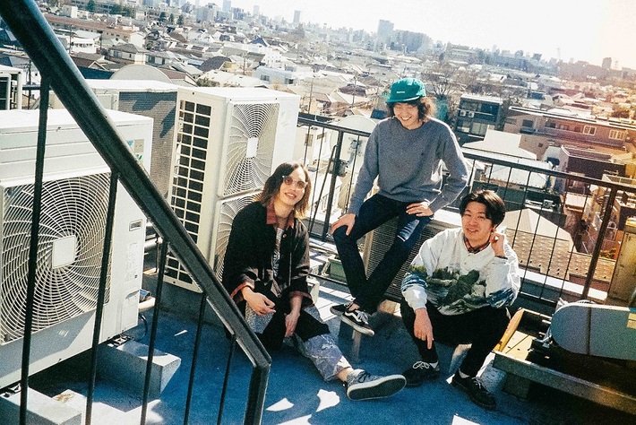 原田茂之（Vo/Gt）、森 夏彦（Ba）、諸石和馬（Dr）によるメンズ・ポップ3人組バンド"Weekend Brothers"、2ndデジタル・シングル「Take It Easy」リリース。インスタ・ライヴにてトーク＆ミニ・ライヴも