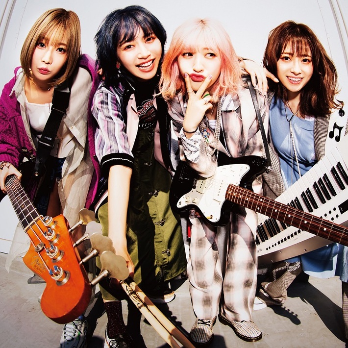 SILENT SIREN、5/13リリースのバンド結成10周年記念アルバム『mix10th』よりゴールデンボンバー鬼龍院 翔による提供楽曲「聞かせてwow wowを」MV公開。先行配信もスタート