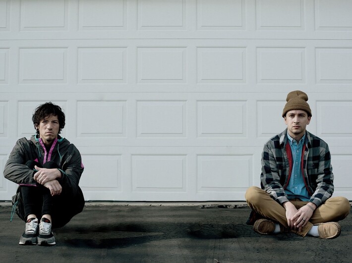 TWENTY ONE PILOTS、新曲「Level Of Concern」をサプライズ・リリース