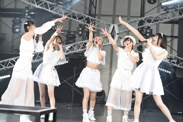 ベイビーレイズJAPAN、結成日5/6に過去のライヴ映像がプレミア公開決定