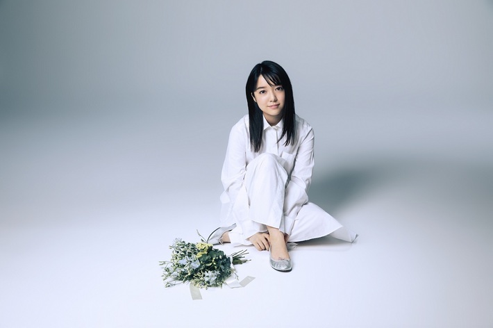 上白石萌音、本日5/11配信リリースの新曲「夜明けをくちずさめたら」MV公開。"夜"と"朝"をテーマに募集した写真、動画、イラストなど使用