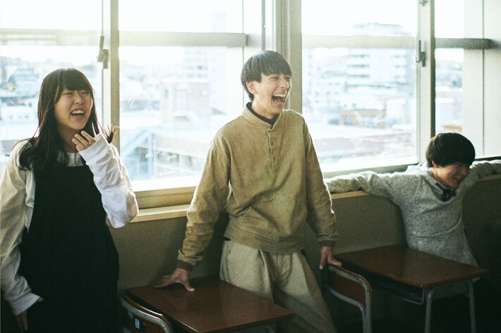 リュックと添い寝ごはん、無観客配信による初ワンマン・ライヴ"リュックと添い寝ごはん ワンマンショー in お茶の間"8/26にShibuya O-nestで開催。新曲リリースも決定