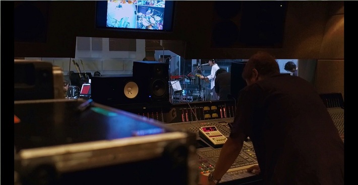 GRAPEVINE、オンライン・ウォッチ・パーティー第2弾としてデビュー20周年記念スタジオ・ライヴ"GRAPEVINE STUDIO LIVE 2017"を7/14プレミア公開