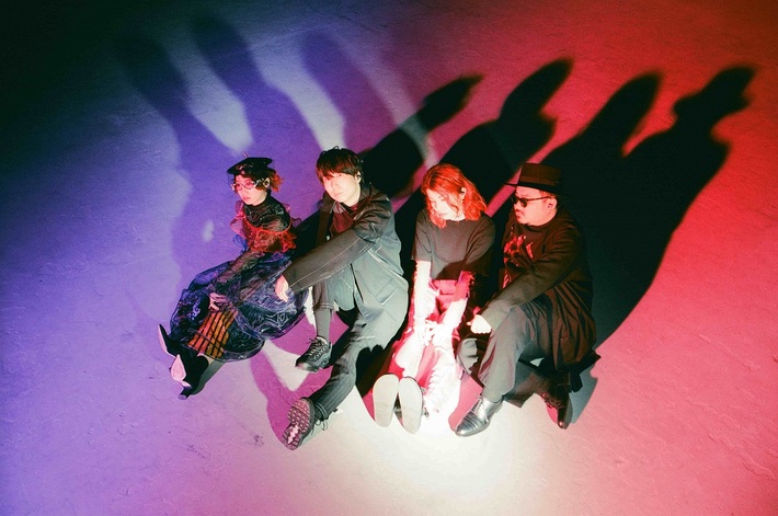 ゲスの極み乙女。、"AVIOT"とコラボしオリジナル・モデルのイヤホン発売。ニュー・アルバム収録曲「マルカ」を使用したスポット映像も公開