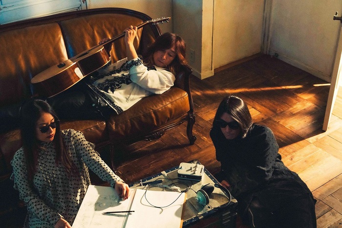 浅井健一&THE INTERCHANGE KILLS、本日9/16リリースのニュー・シングル表題曲「TOO BLUE」MV公開