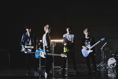 新世代"共有型"ロック・バンド VOI SQUARE CAT、明日9/16発売となる新作『RAISE A FLAG』のリリース・ワンマン・ツアーを東名阪にて開催。リード曲「反撃」MVも公開