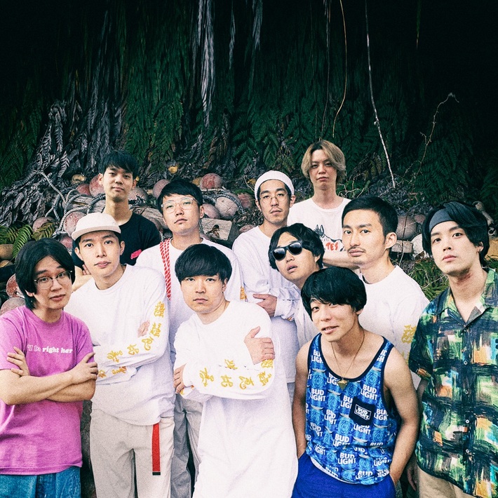 浪漫革命＆ザ・おめでたズ、コラボ曲「ハイレグBIKINI」配信スタート＆リリック・ビデオ公開