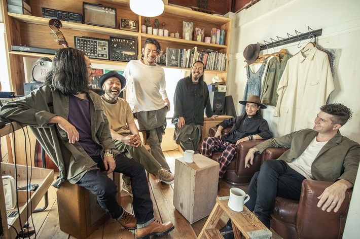 結成15周年のOAU、再録オール・タイム・ベスト・アルバム『Re:New Acoustic Life』リリース決定。来年1月から全国ホール・ツアーも開催