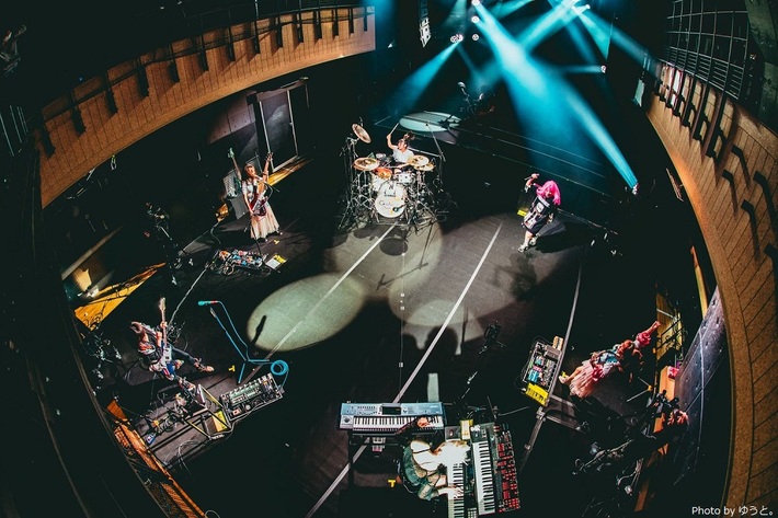 Gacharic Spin、YouTubeで過去MV公開スタート。久々の有観客ライヴも開催