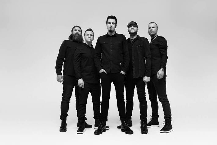 PENDULUM、海上要塞で行った無観客ライヴの映像公開