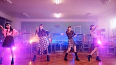 B.O.L.T、1stシングル表題曲「Don't Blink」MV公開。制服を着たメンバーによる青春ドラマを髣髴させる作品に