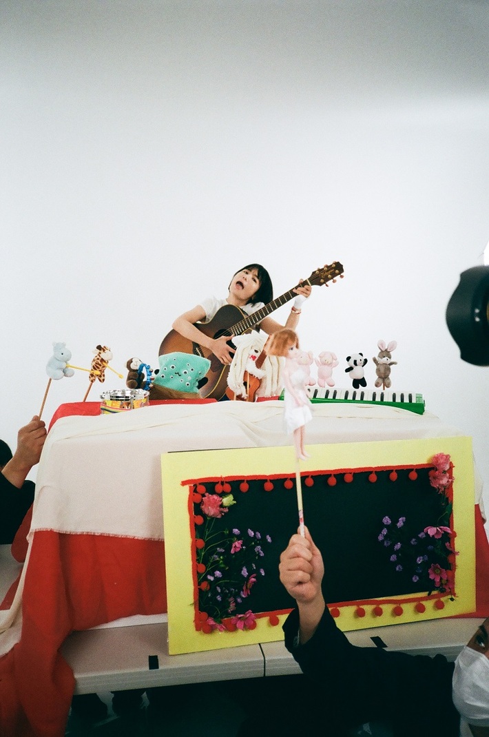 後藤まりこアコースティックviolence POP、12/16リリースの1stアルバム『POP』より「明日の糧」MV公開