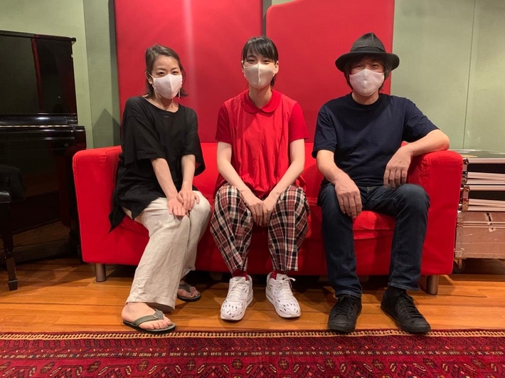 のん、大友良英、Sachiko Mによるユニット"のんとも。M"、1stアルバム『ショーがはじまるョ！』ジャケット＆収録曲発表。百々和宏（MO'SOME TONEBENDER）、ひぐちけい等の参加も明らかに