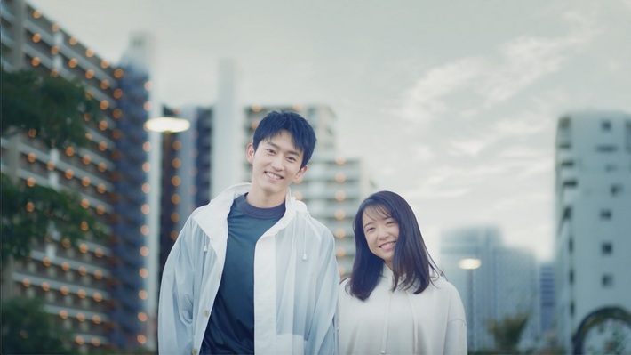 上白石萌音、サブスク2,700万回超再生の「ハッピーエンド」新撮MV解禁。杉野遥亮と約2年ぶり共演